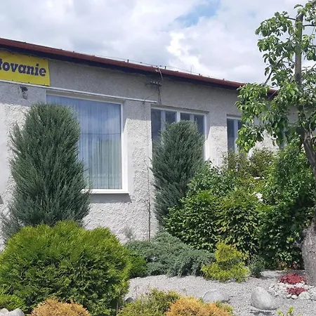 Apartman Yvet Szucsány