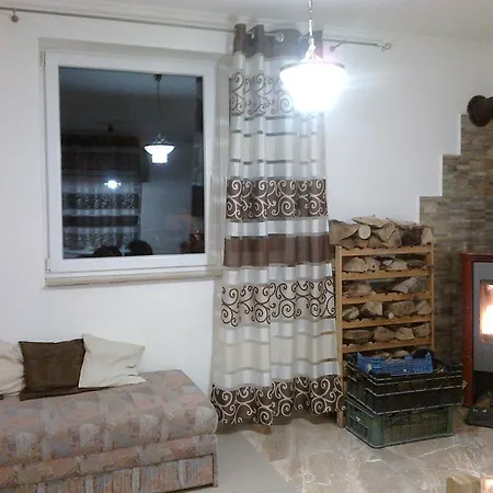 Yvet Apartment