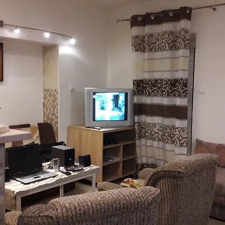 Yvet Apartment