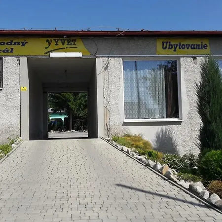 Yvet Apartment *