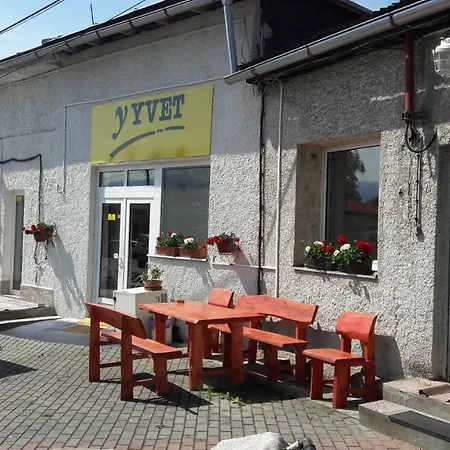 Yvet * Sucany