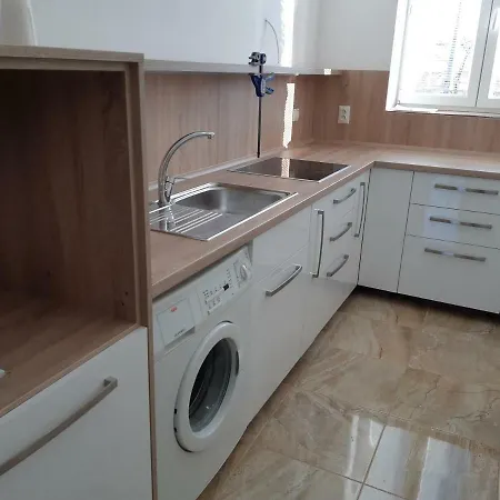 Yvet Apartment