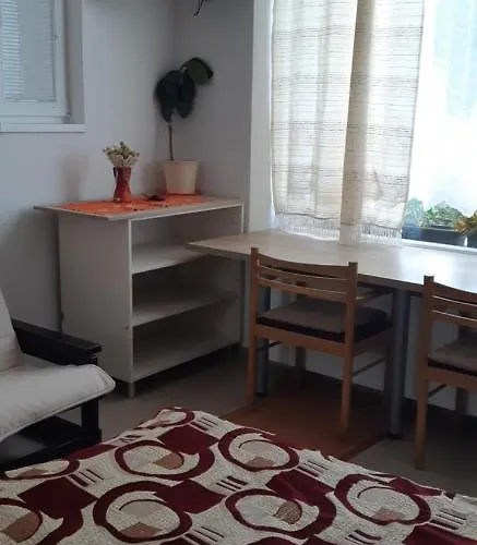 דירה Yvet Sucany