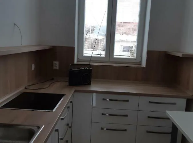 Yvet דירה Sucany